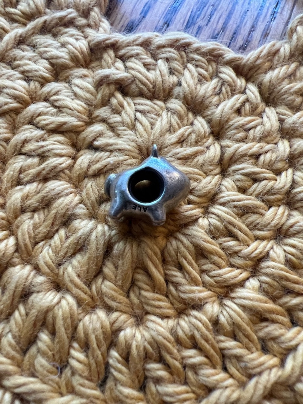 Dog Pandora Charm - Picture 3 of 4